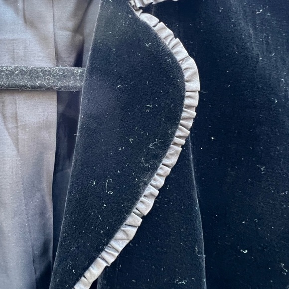 ANN TAYLOR LOFT Black Velvet Blazer Jacket with Silk Trim Women’s 8 - Picture 7 of 12